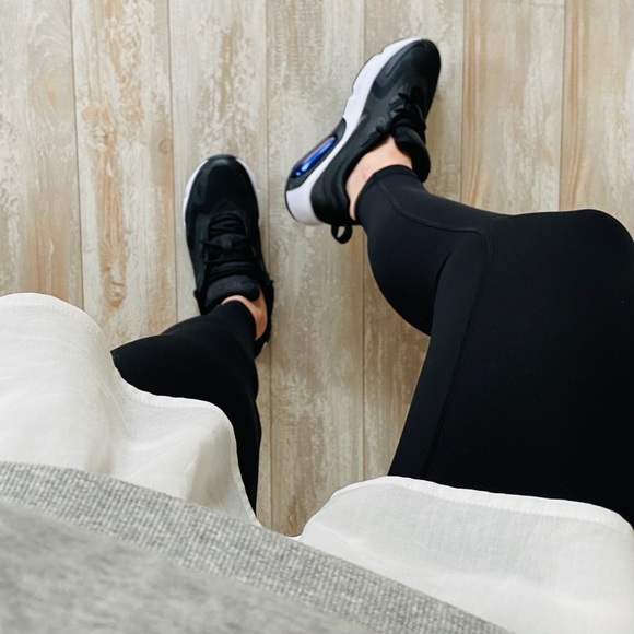 NEW Nike Air Max 200 black shoes - Picture 3 of 8